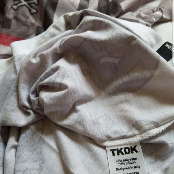 Tokidoki burger bear t-shirt NEW with tag - Picture 6 of 8